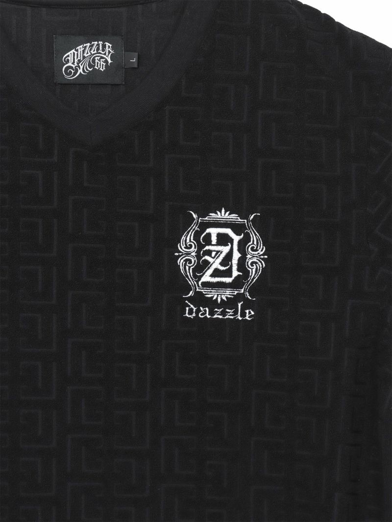【DAZZLE】 ジャガード総柄パイル素材VネックTシャツ