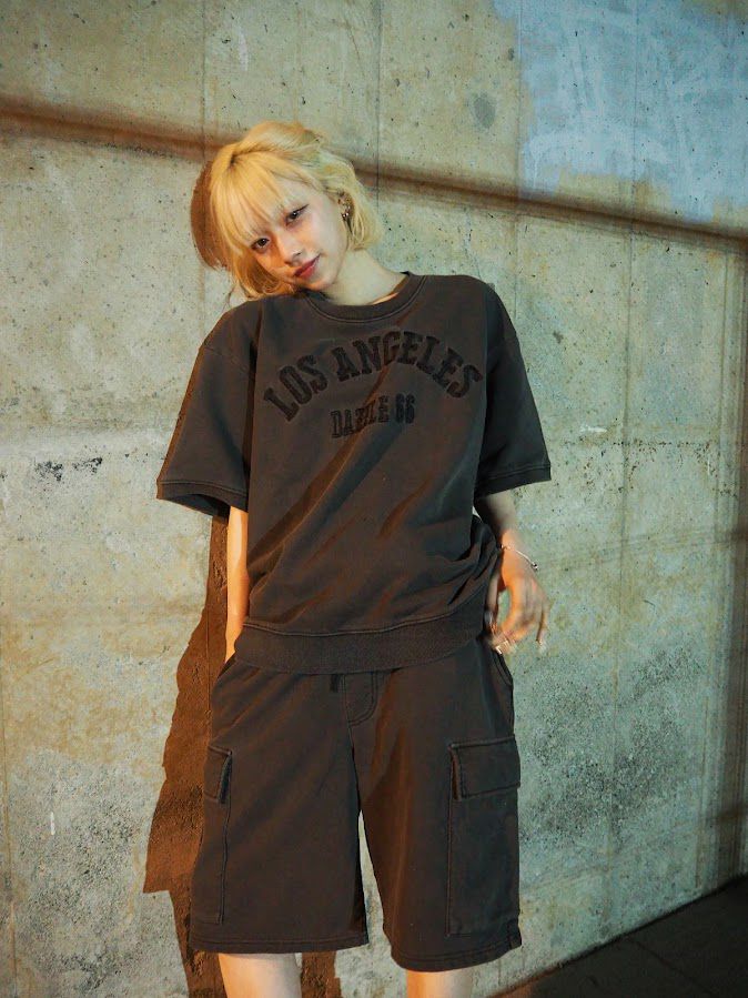 【DAZZLE】ピグメント加工ワンポイント刺繍入りスウェットカーゴショーツ