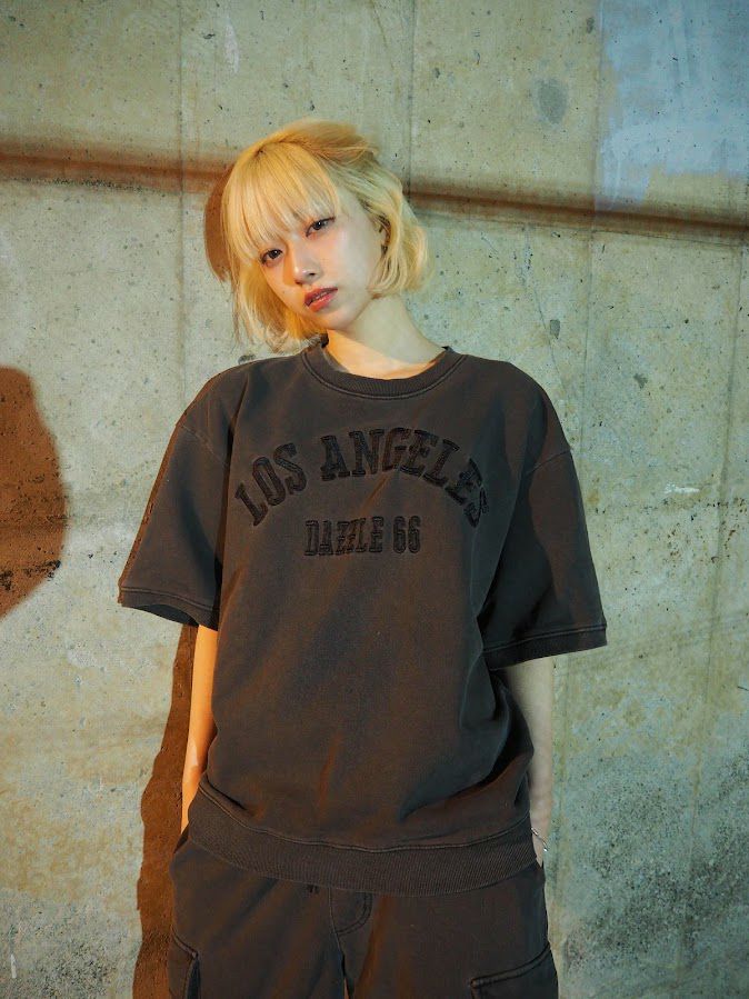 【DAZZLE】ピグメント加工ロゴ刺繍 半袖トレーナー