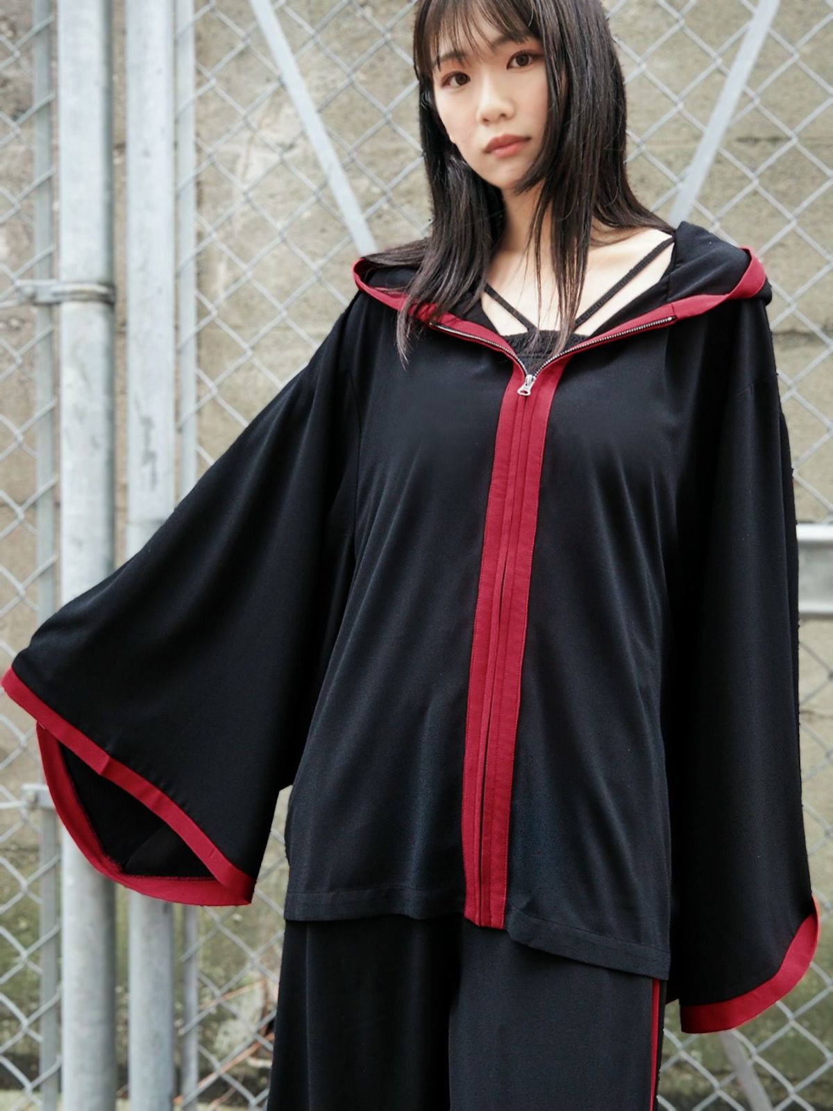 【雅結 -EN-】彼岸花刺繍 配色切替キモノスリーブZIPパーカー