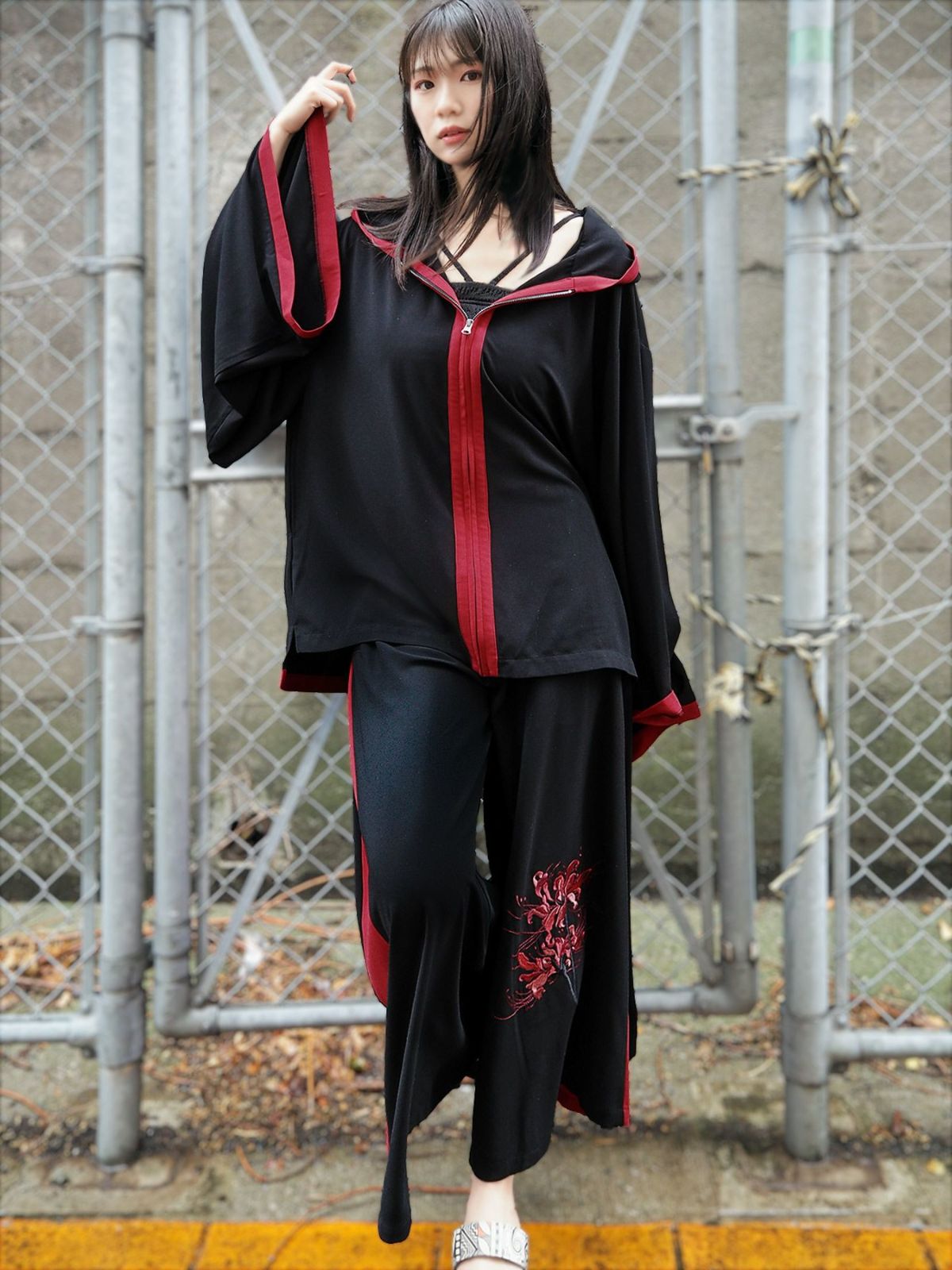 【雅結 -EN-】彼岸花刺繍 配色切替キモノスリーブZIPパーカー