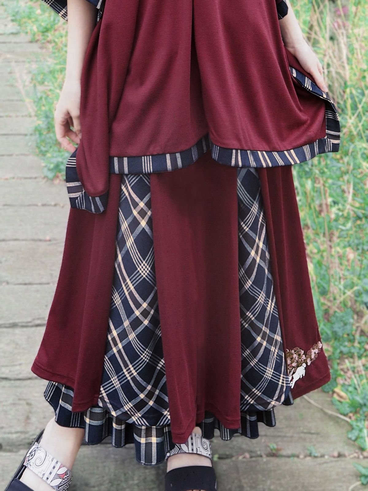 【雅結 -YuU-】“白ウサギと黒ネコ”チェック切替ロングスカート