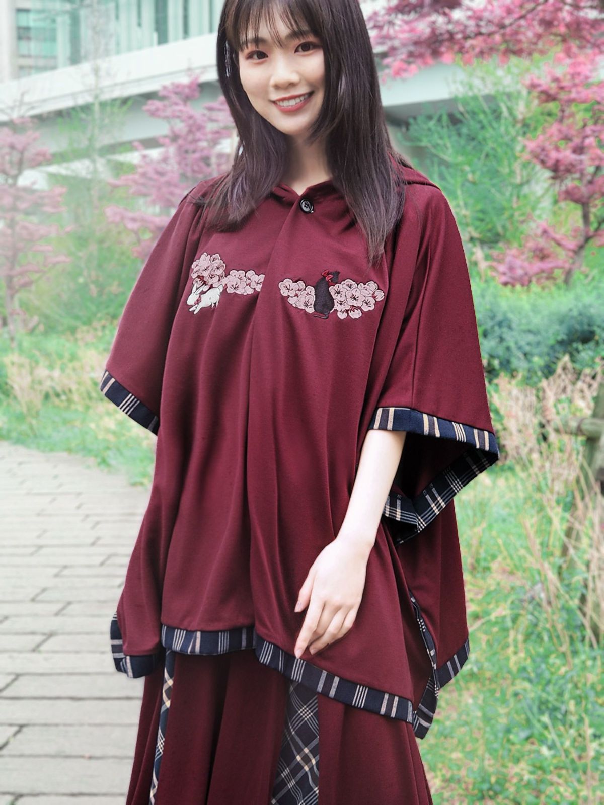 【雅結 -YuU-】“白ウサギと黒ネコ”チェック切替ポンチョパーカー