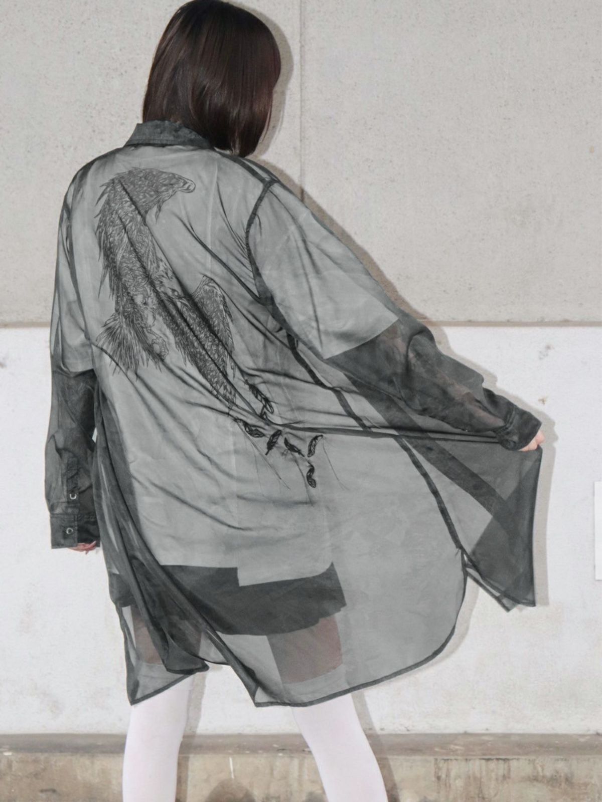 【DAKU】カラスプリントシアー素材 半袖ロングシャツ