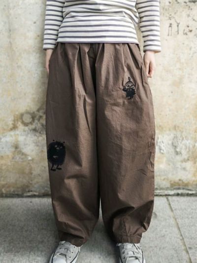 【JUICY×MOOMIN】<br>“ムーミン村の仲間たち”総刺繍バルーンパンツ〔別注〕