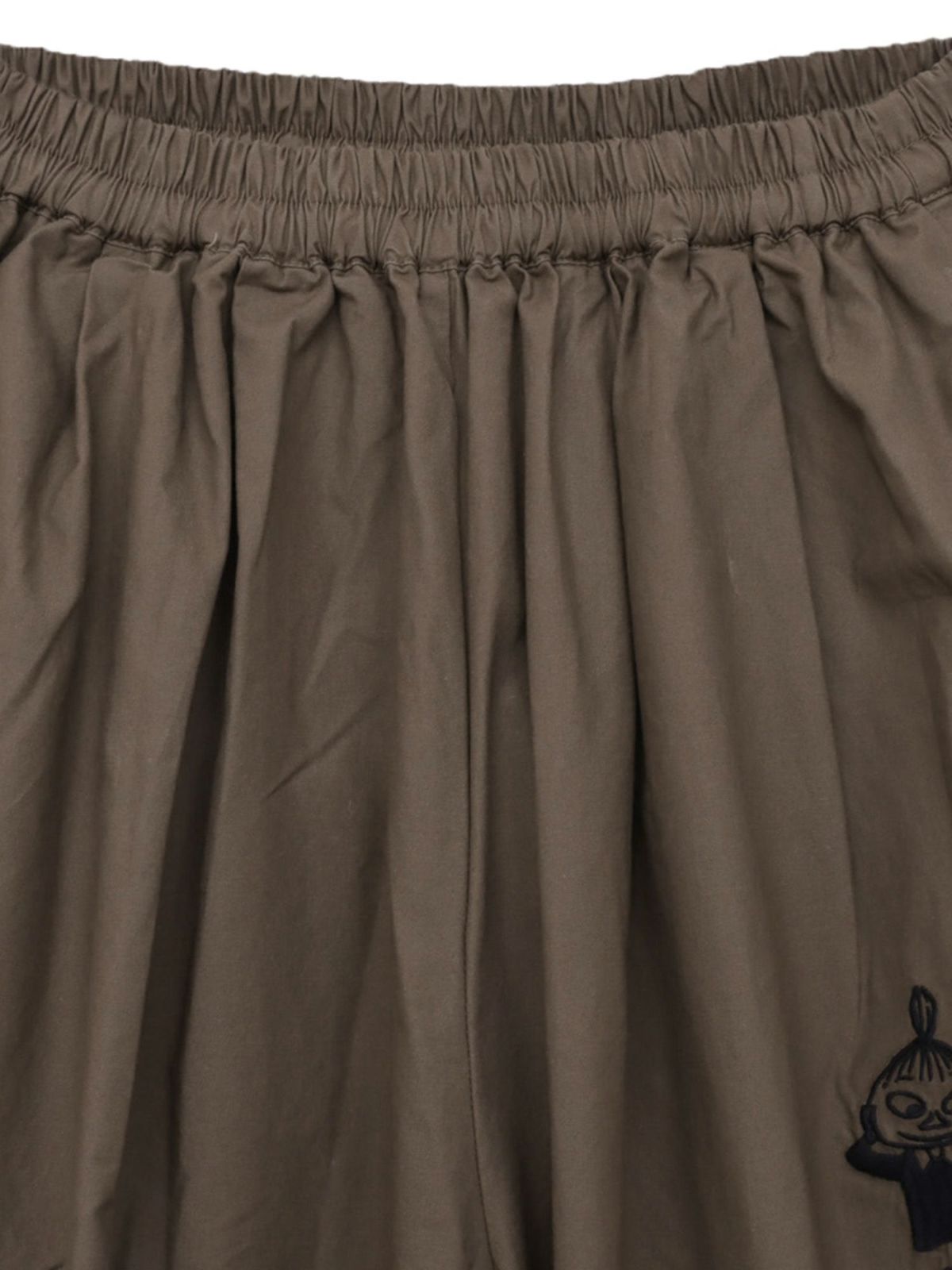 【JUICY×MOOMIN】“ムーミン村の仲間たち”総刺繍バルーンパンツ〔別注〕