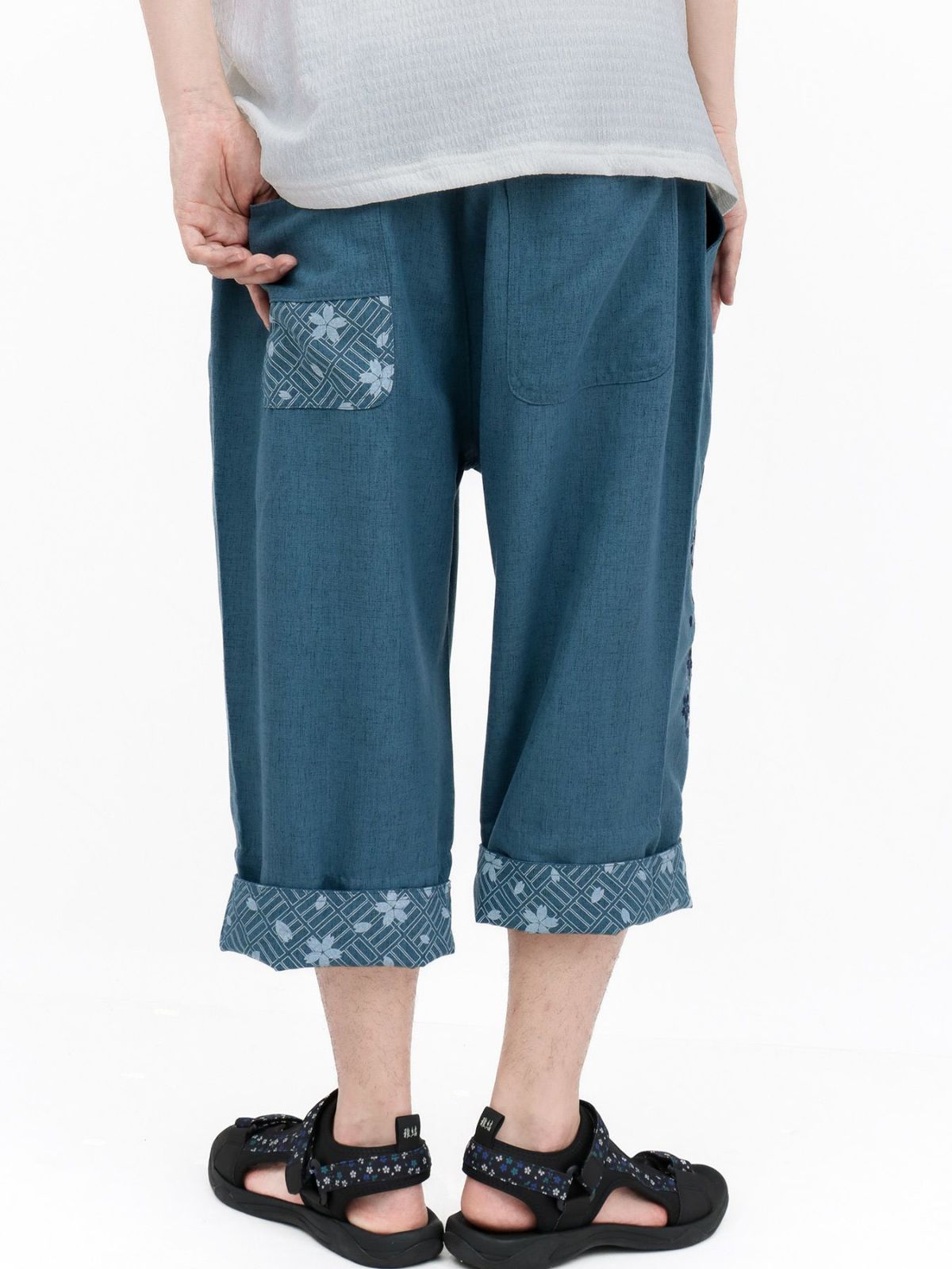 【雅結】桜唐草刺繍シャンブレー素材クロップドパンツ