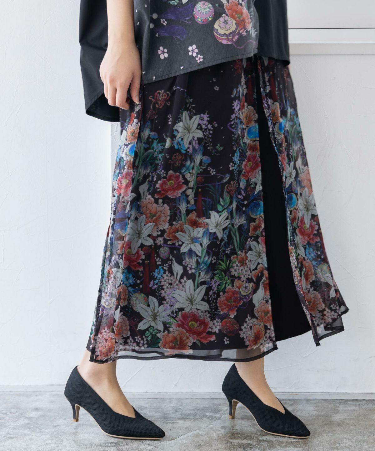 【雅結×iS ScoLar】コラボ 和風花柄シフォン重ねパンツ