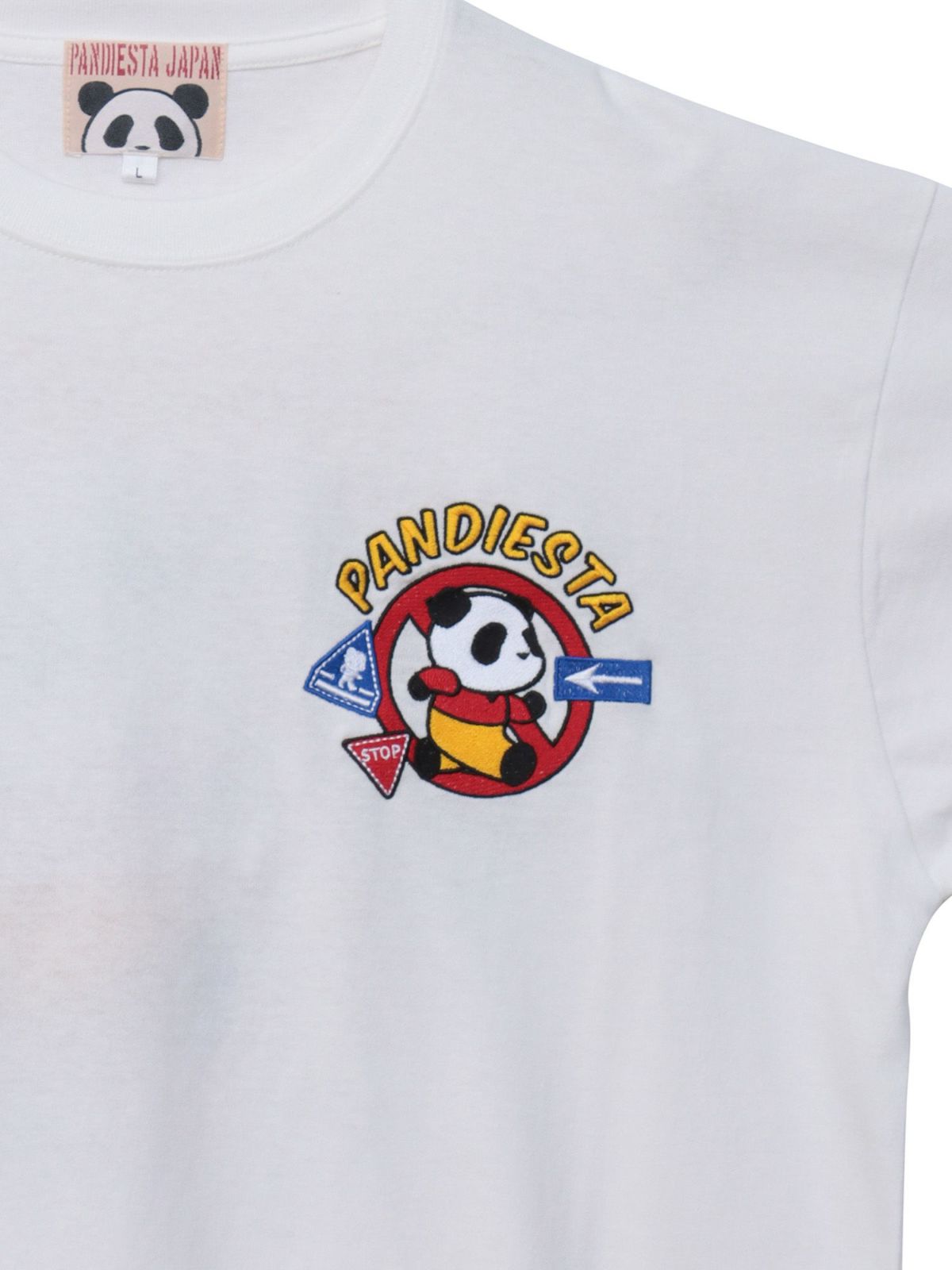 【PANDIESTA JAPAN】“とびだしパンダ”サガラ刺繍入りTシャツ