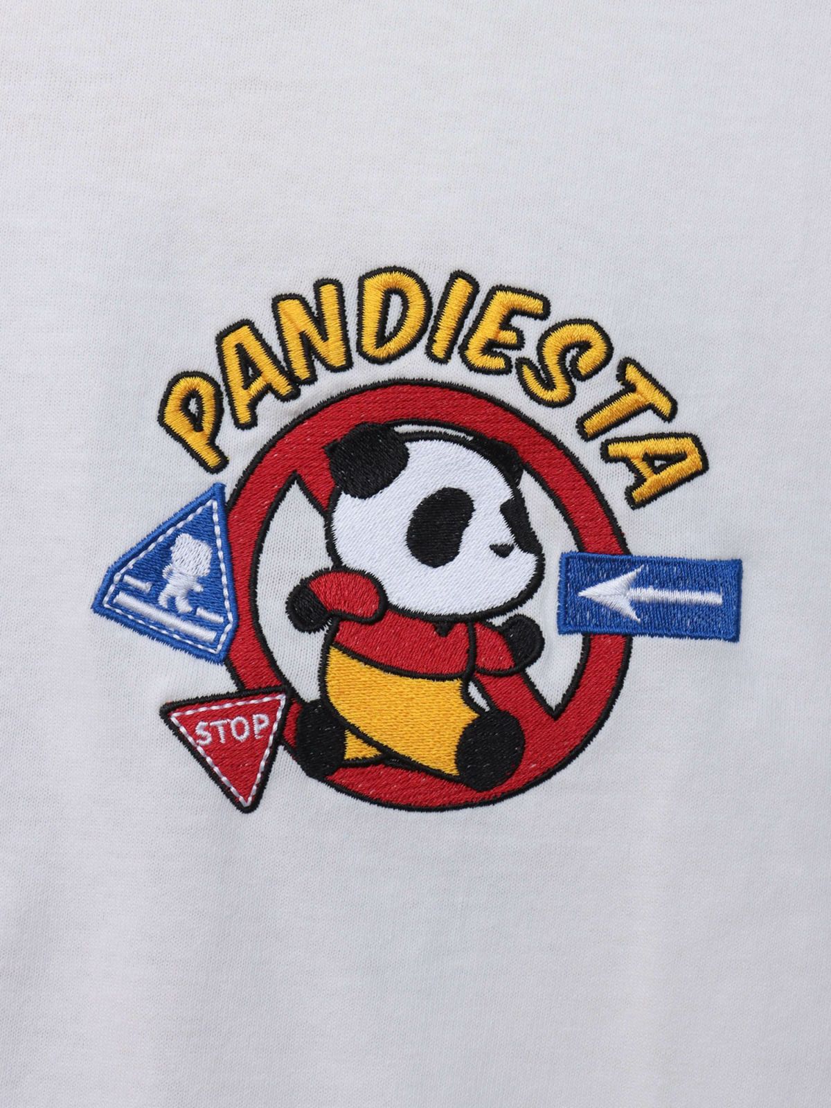【PANDIESTA JAPAN】“とびだしパンダ”サガラ刺繍入りTシャツ