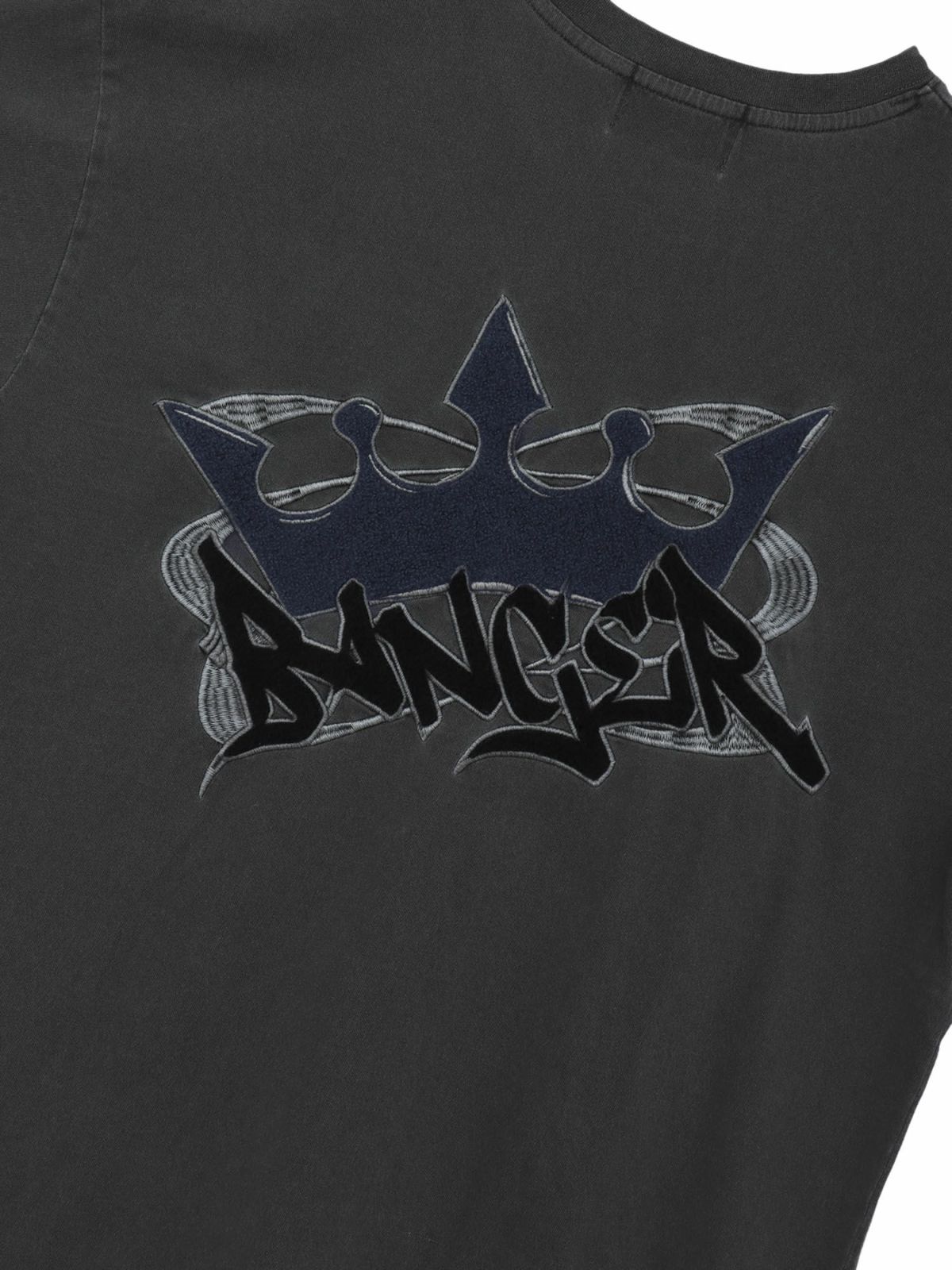 【BANGER】“クラウン”サガラ刺繍入りTシャツ