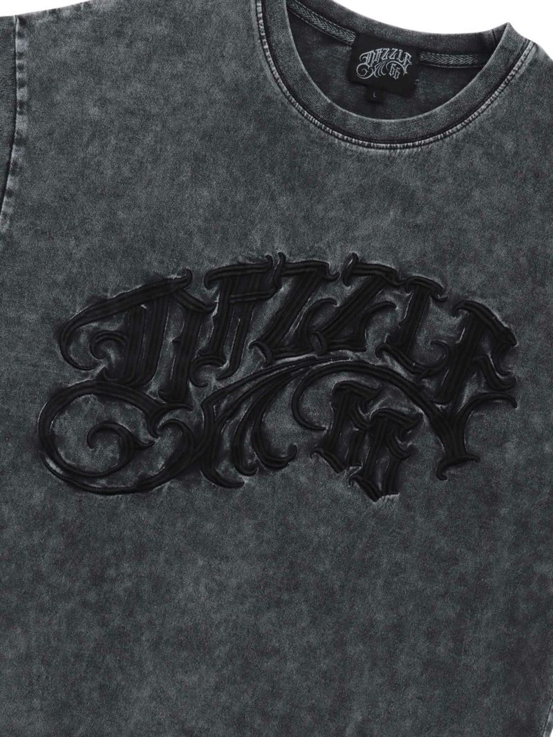 【DAZZLE】フロントロゴ刺繍Tシャツ