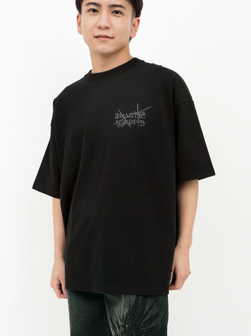 【DRASTIC GARDEN】“フェザーダリア”総刺繍Tシャツ