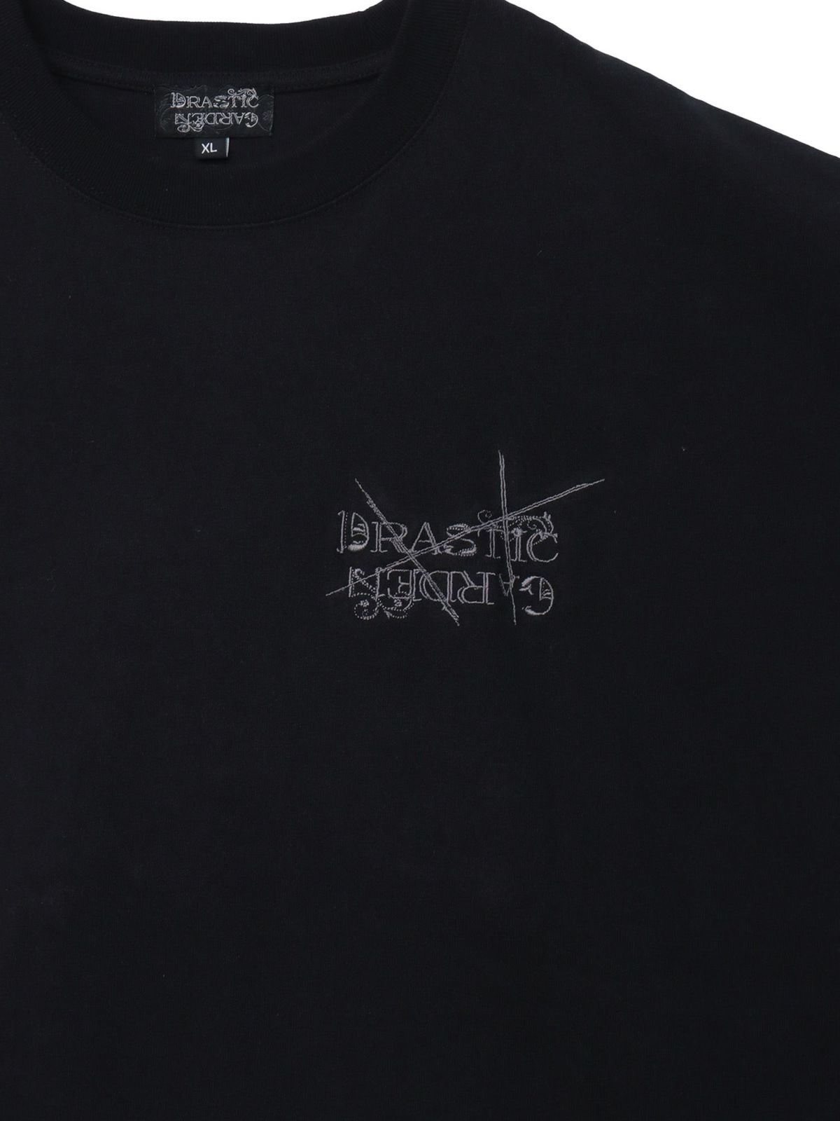 【DRASTIC GARDEN】“フェザーダリア”総刺繍Tシャツ