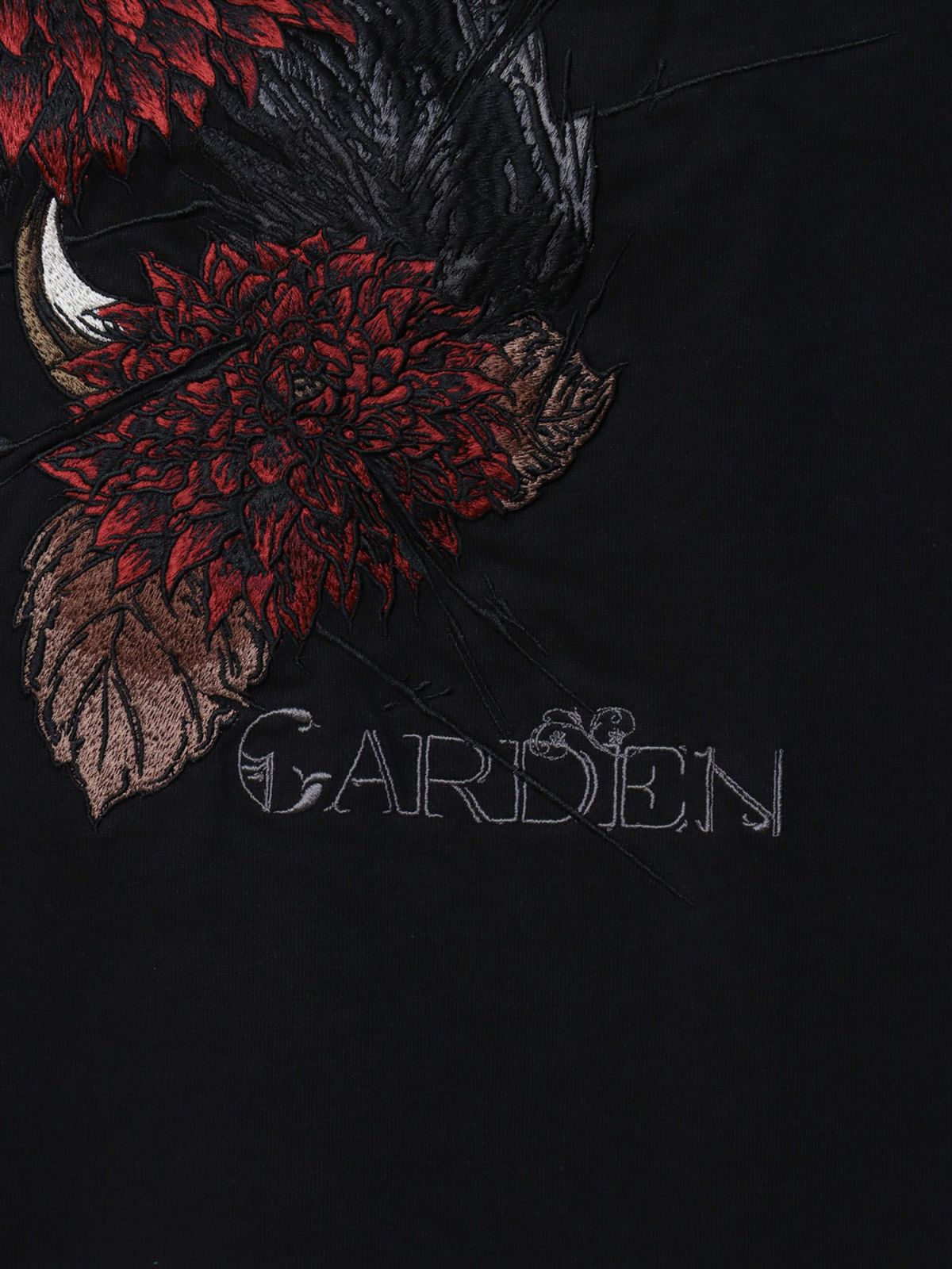 【DRASTIC GARDEN】“フェザーダリア”総刺繍Tシャツ