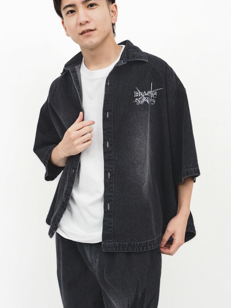 【DRASTIC GARDEN】“フェザーダリア”総刺繍 半袖デニムシャツ