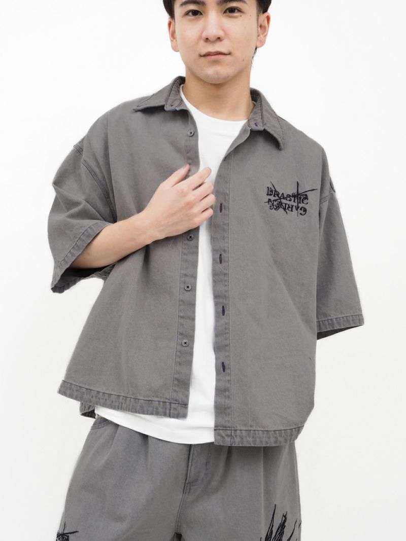 【DRASTIC GARDEN】“フェザーダリア”総刺繍 半袖デニムシャツ