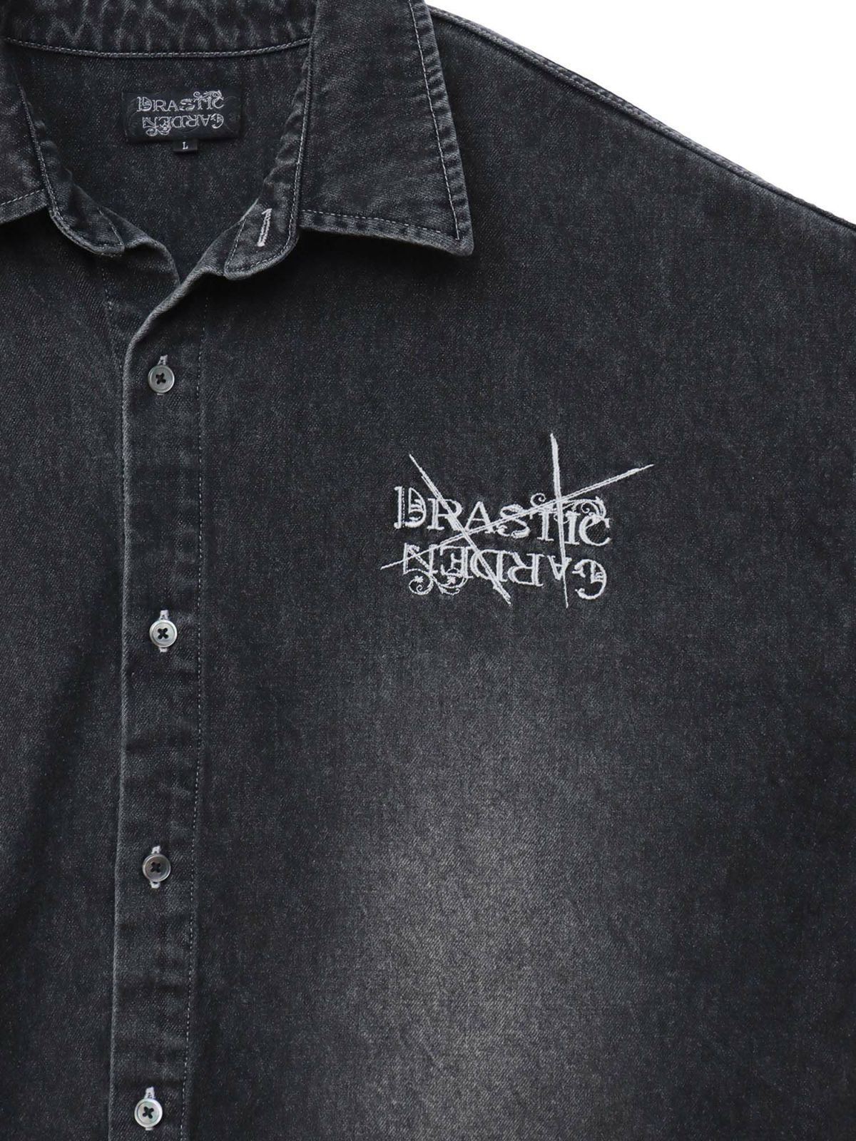 【DRASTIC GARDEN】“フェザーダリア”総刺繍 半袖デニムシャツ