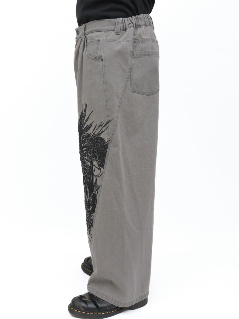 【DRASTIC GARDEN】“フェザーダリア”総刺繍デニムバギーパンツ