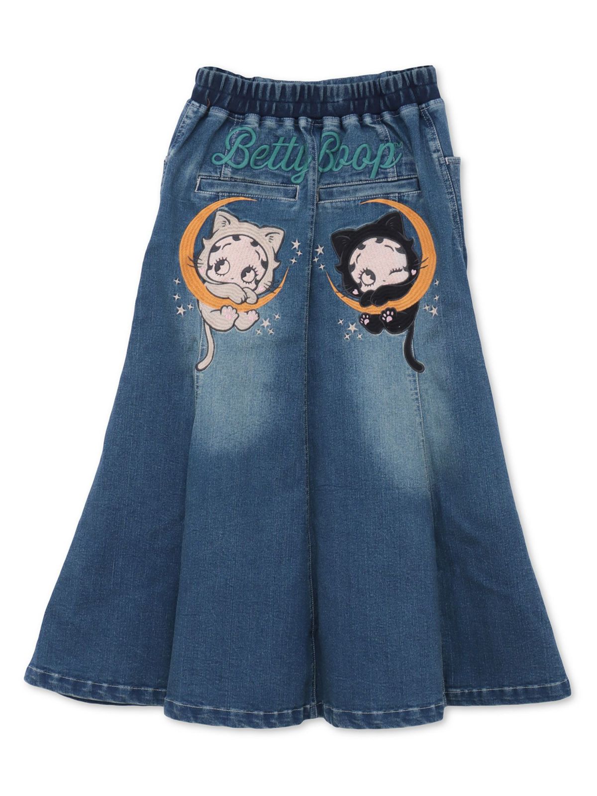 【BETTY BOOP】“黒猫&白猫ベイビーベティ”総刺繍ストレッチデニム切替ロングスカート〔別注〕