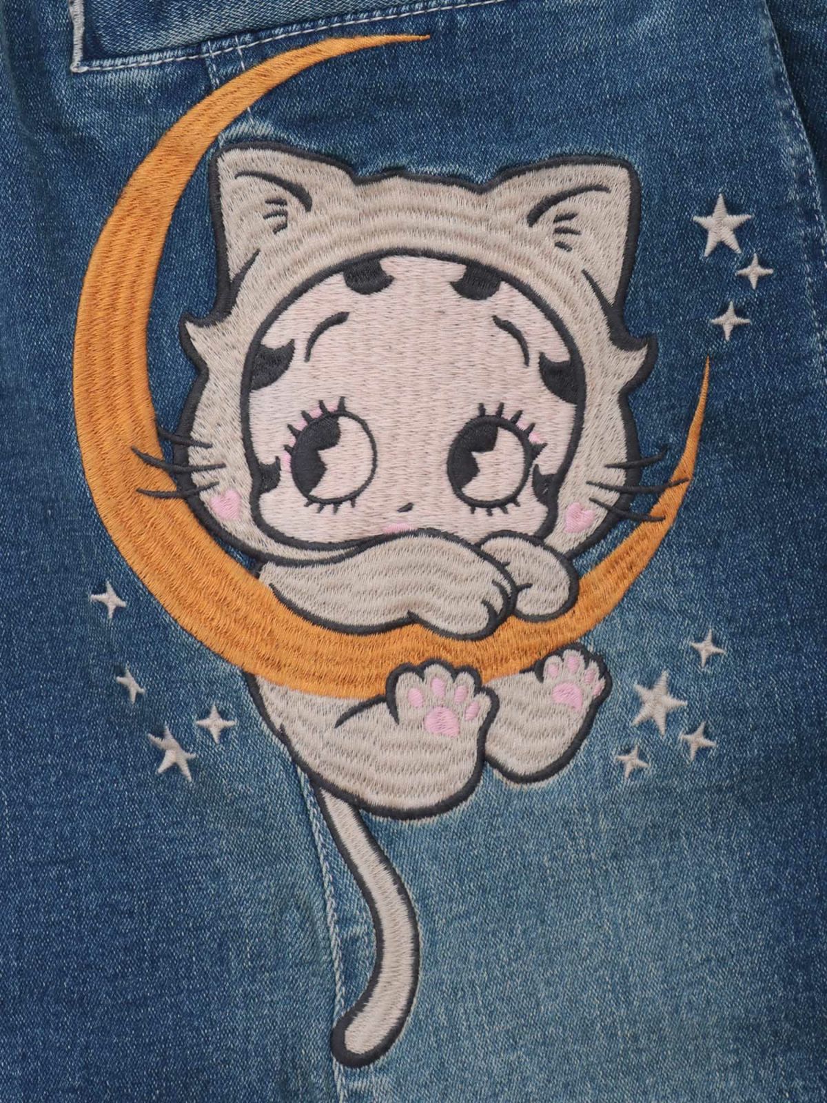 【BETTY BOOP】“黒猫&白猫ベイビーベティ”総刺繍ストレッチデニム切替ロングスカート〔別注〕