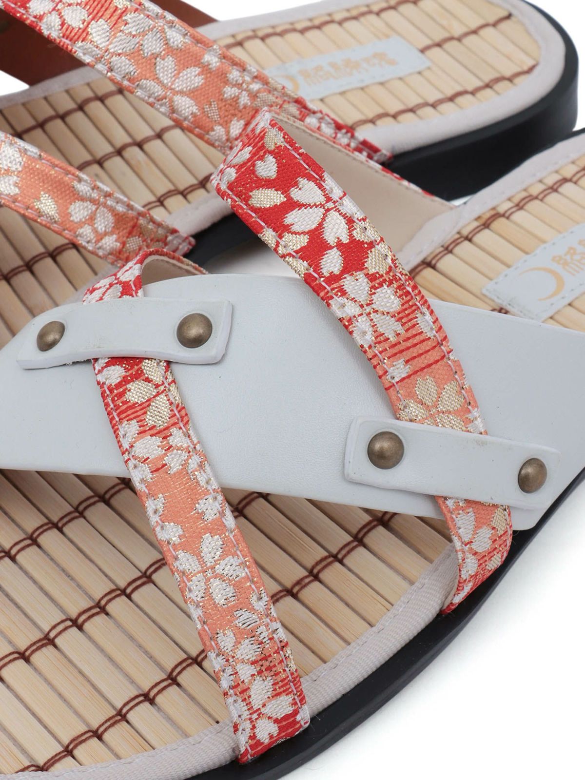 【絡繰魂】桜金欄遣いクロスストラップ竹底サンダル