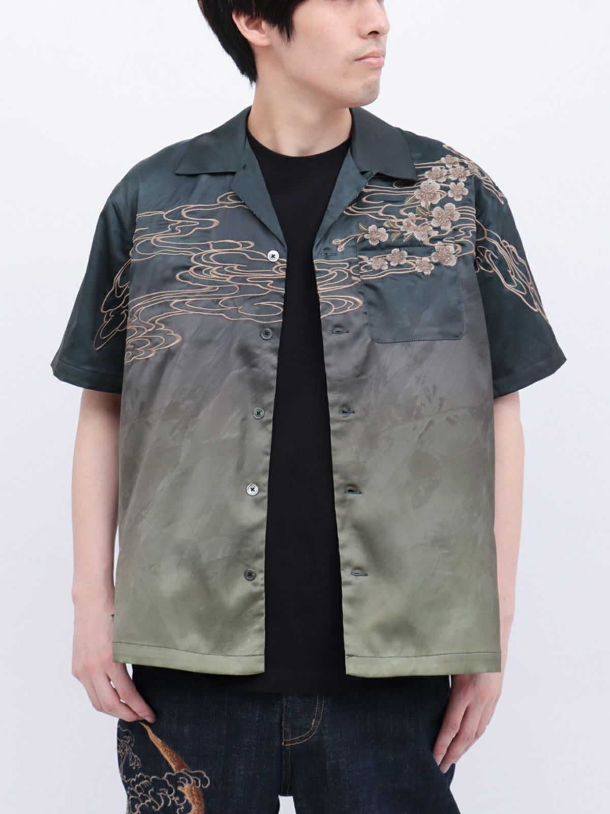 【絡繰魂・粋】“桜龍降臨”総刺繍アロハシャツ