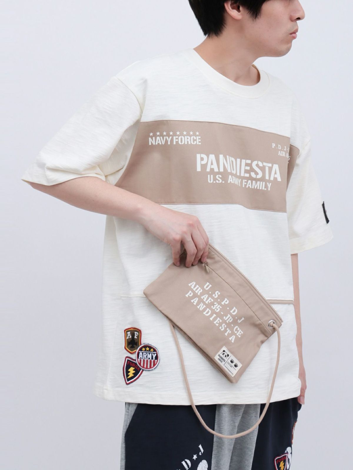 【PANDIESTA JAPAN】サコッシュ風ポケット付き ツイル切替Tシャツ