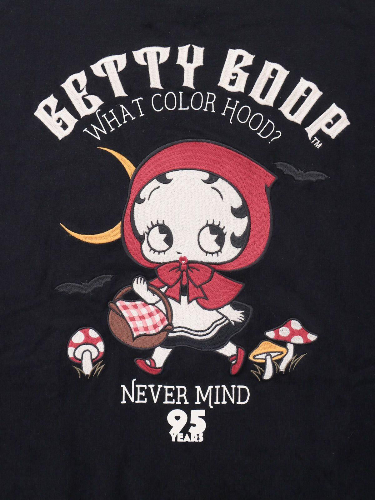 【BETTY BOOP】“赤ずきんベイビーベティ”刺繍Tシャツ