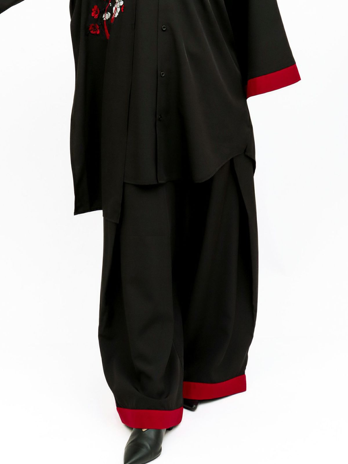 【雅結 -EN-】“狐面”総刺繍ハカマワイドパンツ