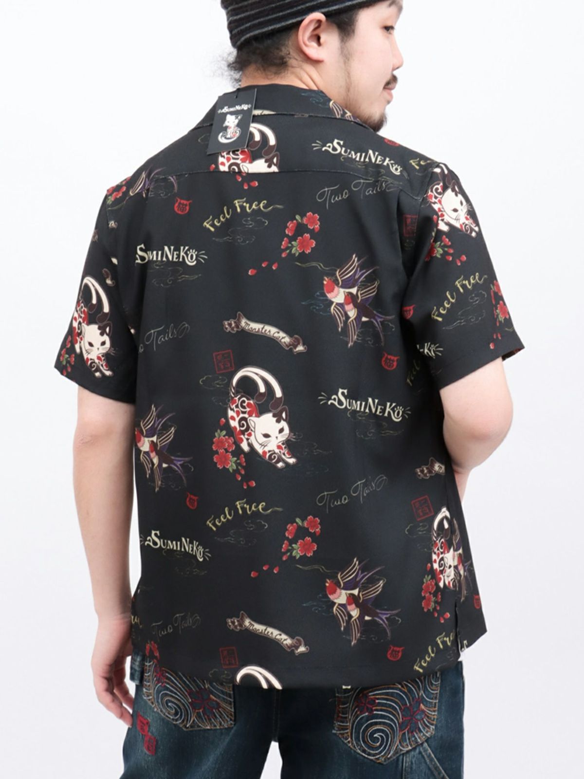 【SUMINEKO】“ツバメと伸び猫”総柄 半袖開襟シャツ