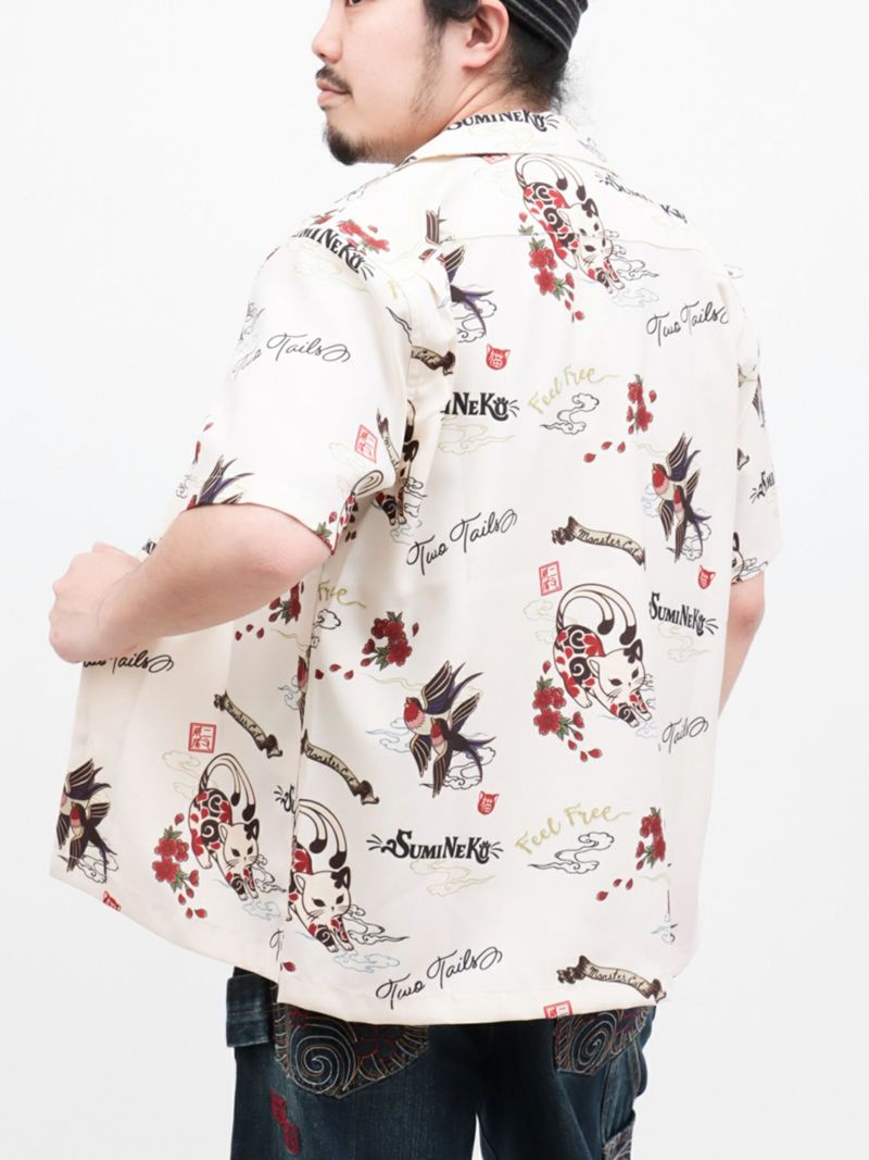【SUMINEKO】“ツバメと伸び猫”総柄 半袖開襟シャツ
