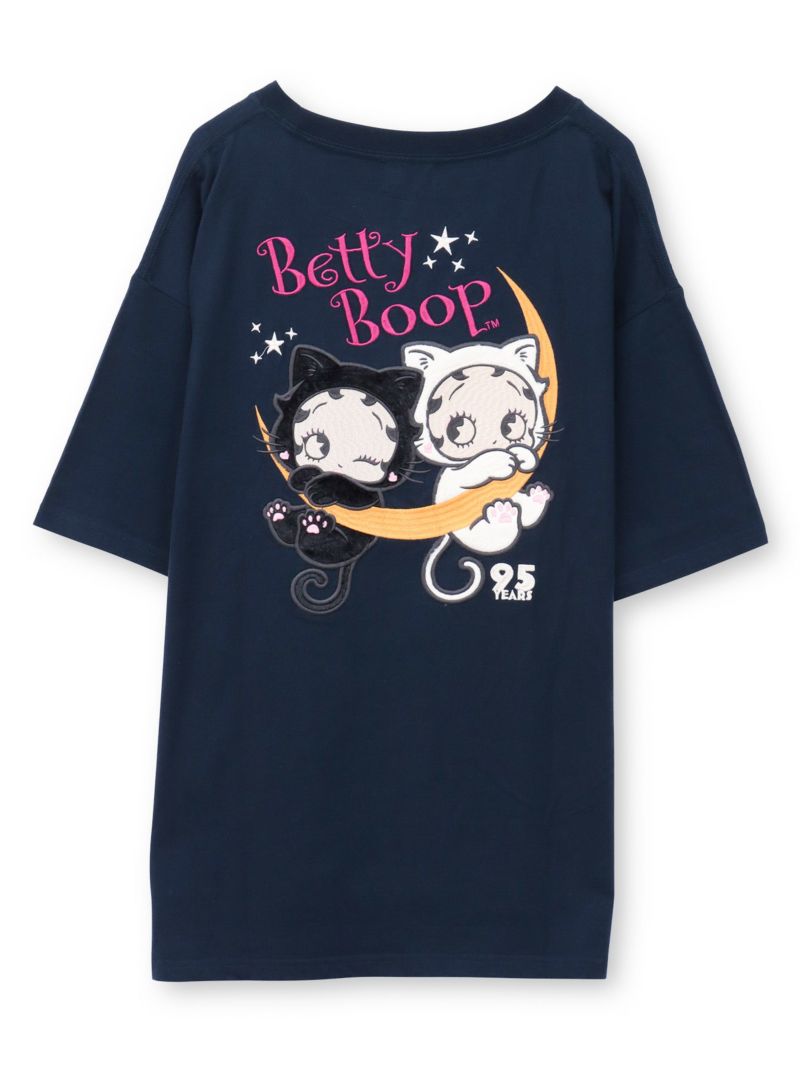 【BETTY BOOP】“黒猫&白猫ベイビーベティ”刺繍入りTシャツ〔別注〕