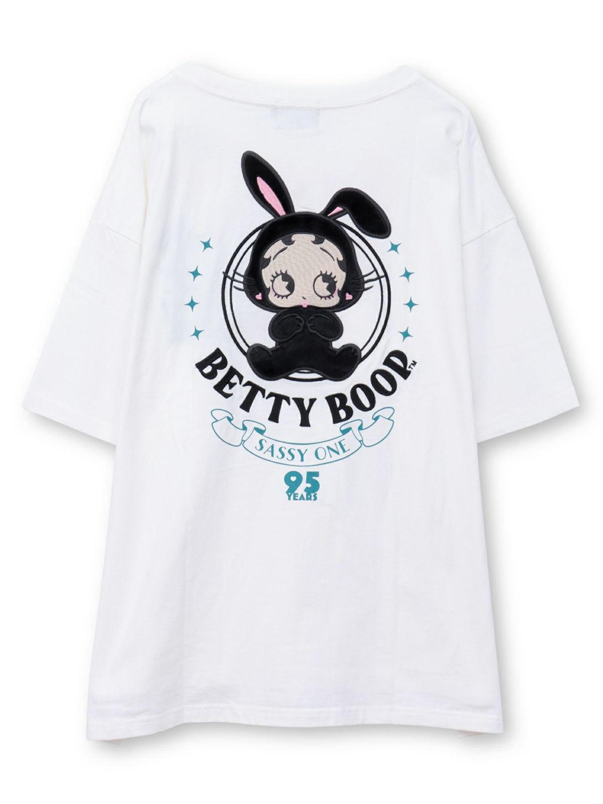 【BETTY BOOP】“黒うさぎベイビーベティ”刺繍入りTシャツ〔別注〕