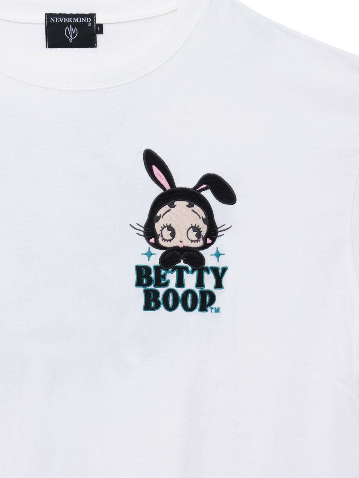 【BETTY BOOP】“黒うさぎベイビーベティ”刺繍入りTシャツ〔別注〕
