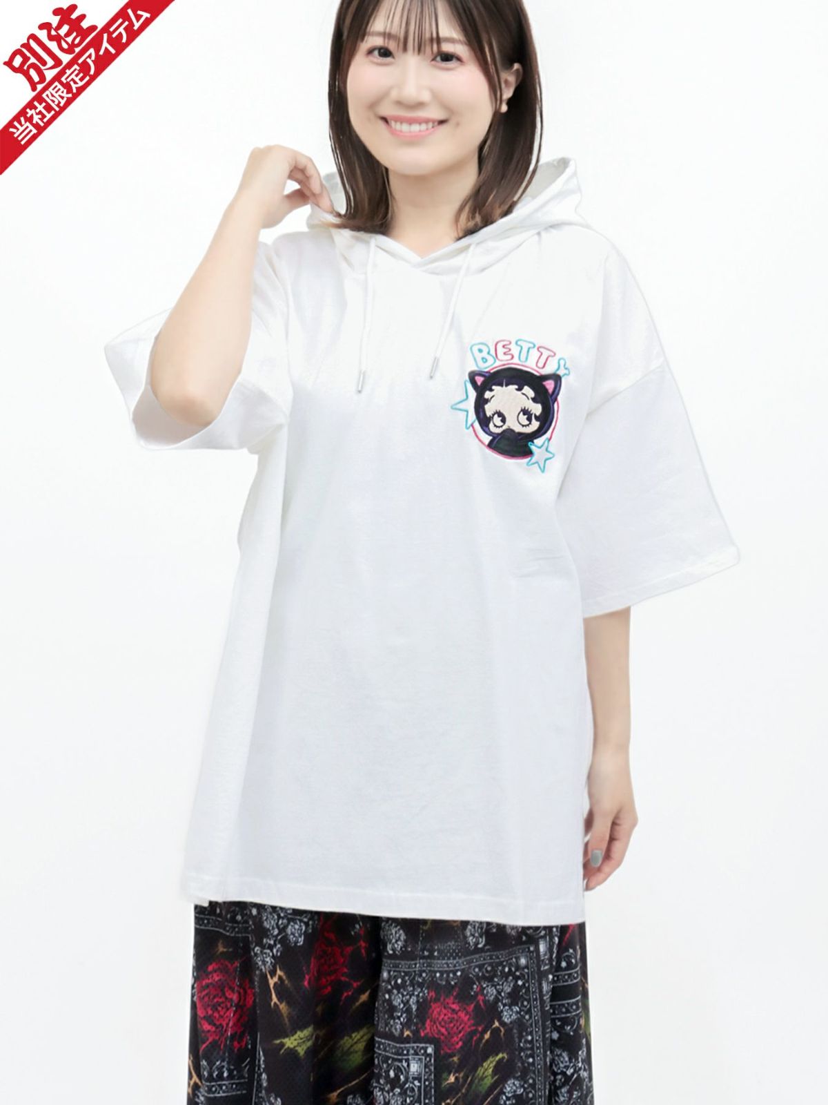 【BETTY BOOP】“サイバーベティ”BIGシルエット半袖TEEパーカー〔別注〕
