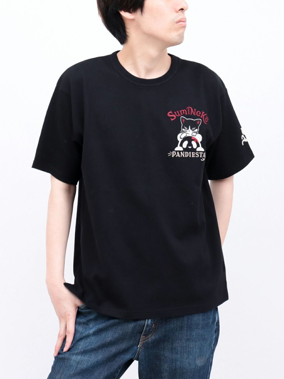  【SUMINEKO×PANDIESTA JAPAN】“墨パンダとハチワレ猫”刺繍入りTシャツ