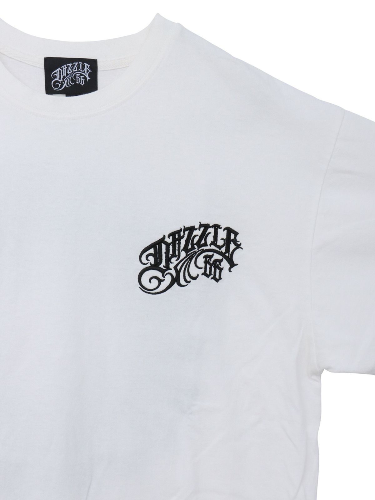  【DAZZLE】“CIRCLE LOGO”総刺繍Tシャツ