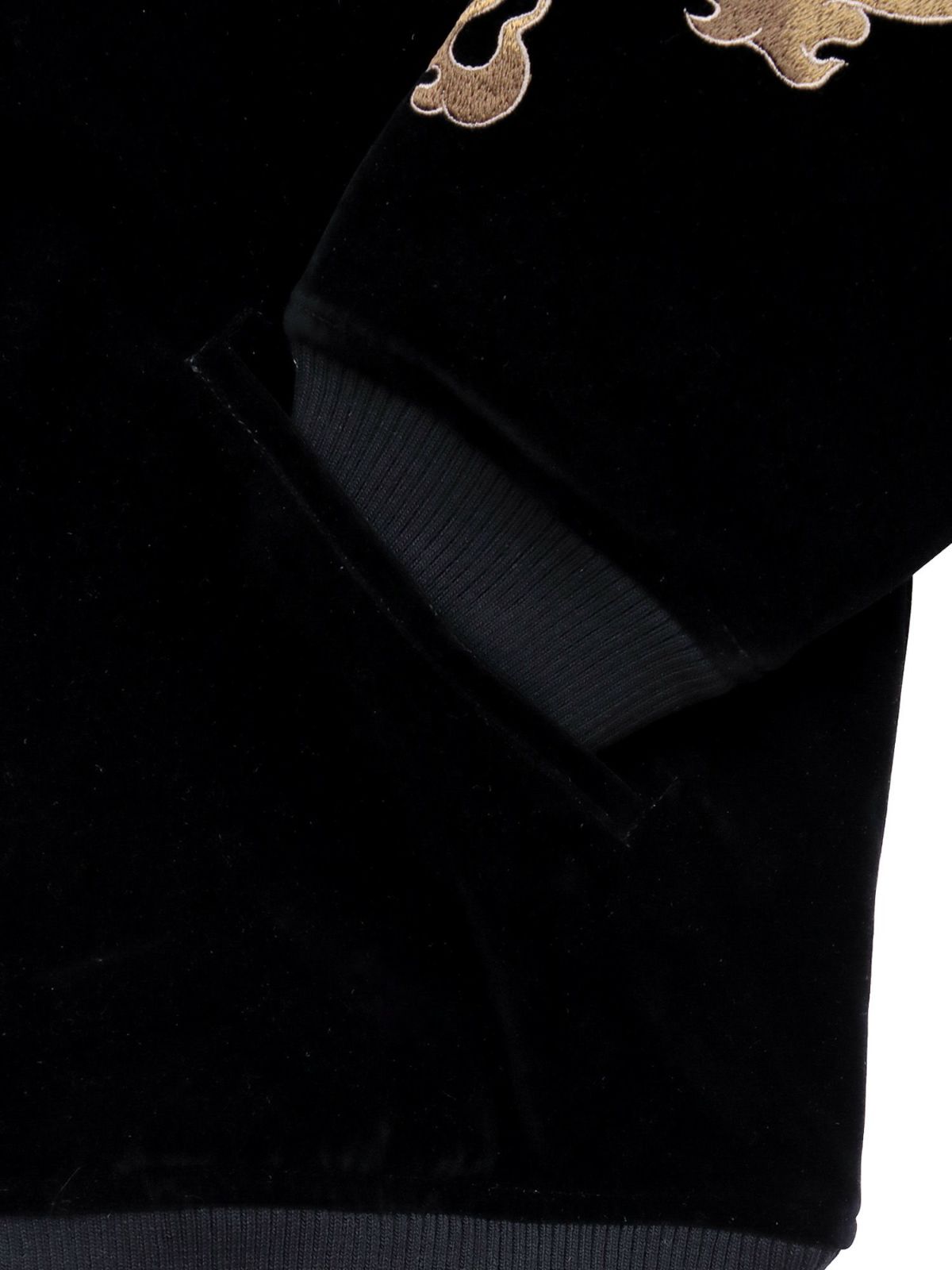 【絡繰魂・粋】“火炎九尾”総刺繍 ベロア素材スカジャン