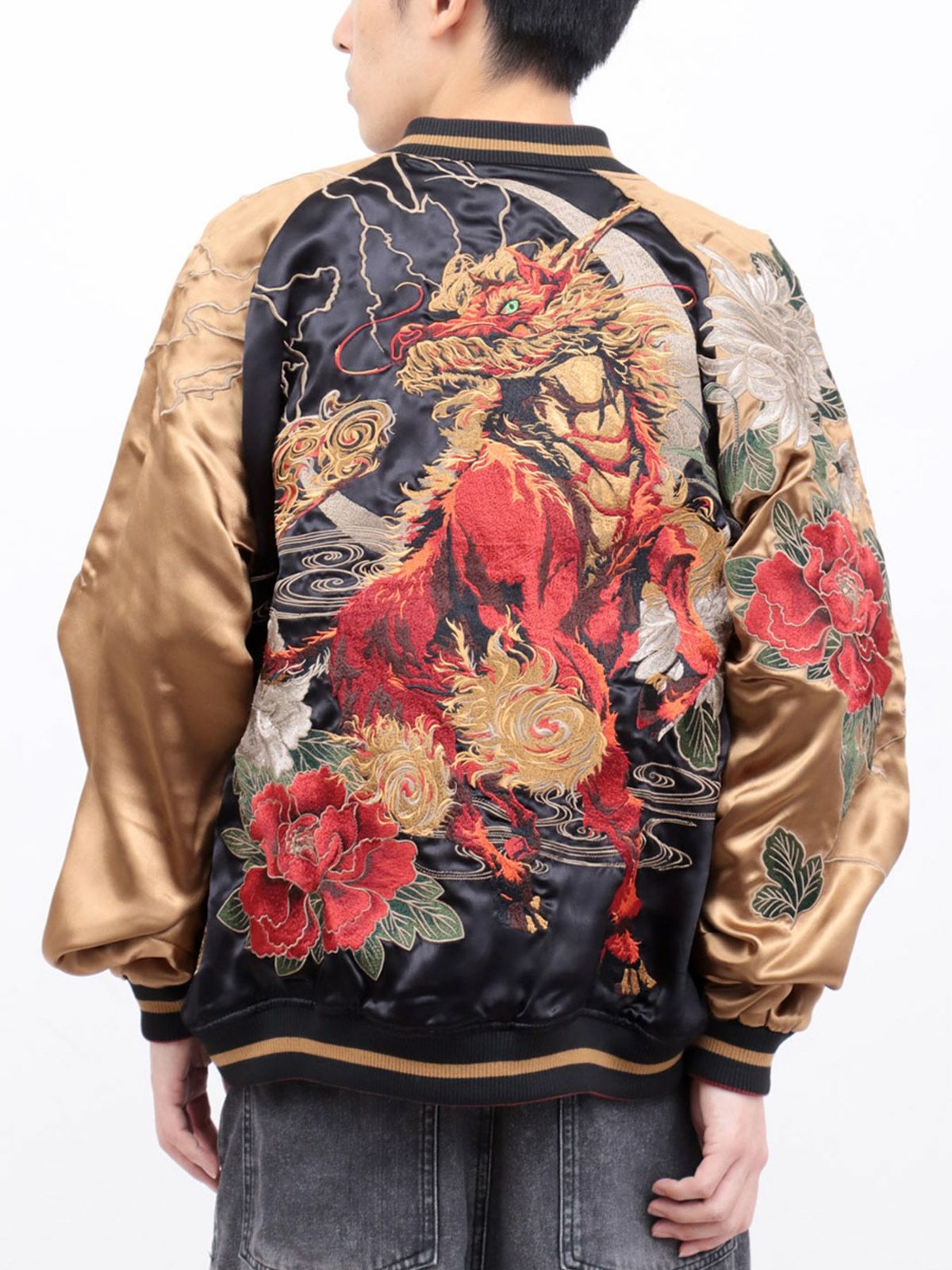 【絡繰魂・粋】“麒麟と菊牡丹”総刺繍リバーシブルスカジャン