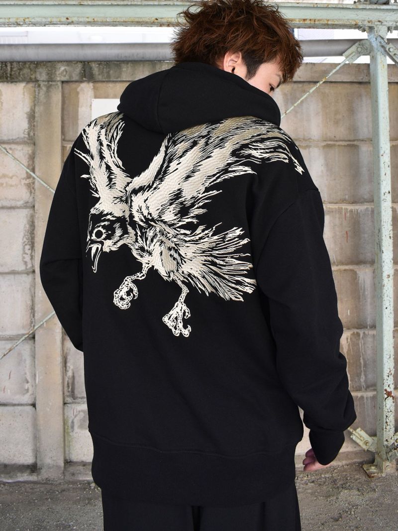 【DAKU】“CROW”総刺繍ZIPパーカー