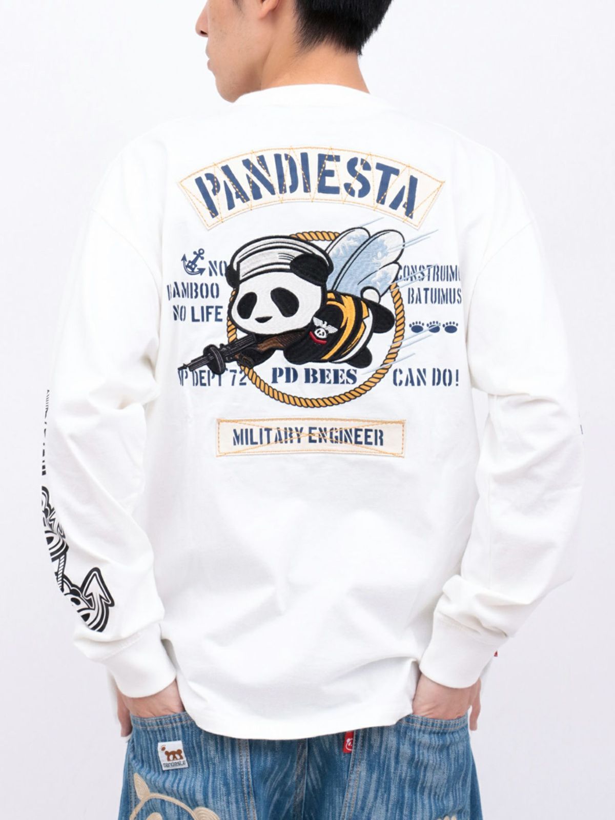 【PANDIESTA JAPAN】“SEA BEES PANDA”刺繍入りミリタリーロンT