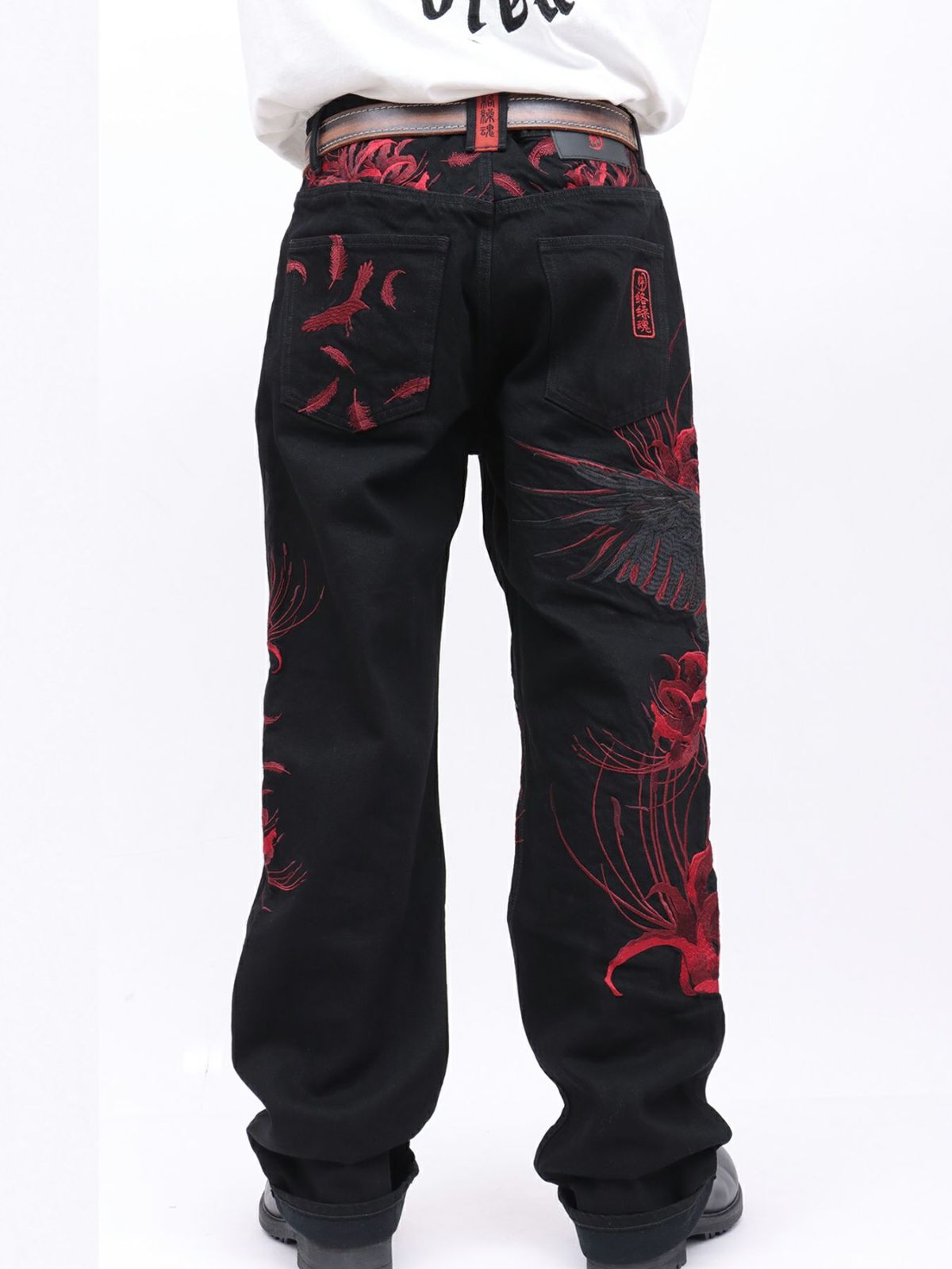【絡繰魂・粋】“八咫烏と彼岸花”総刺繍デニムパンツ〔別注〕