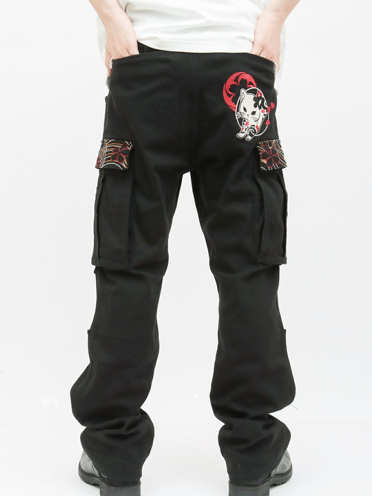 【SUMINEKO】“伸び猫”総刺繍ストレッチカーゴパンツ