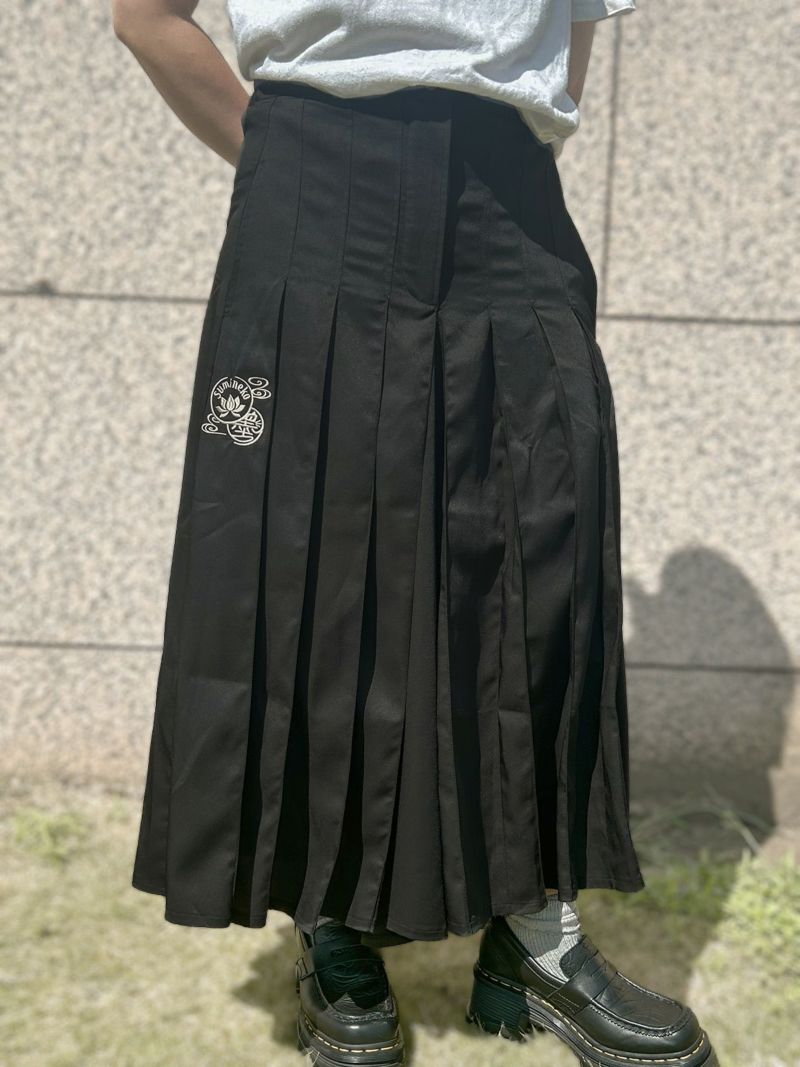 【SUMINEKO】“蓮とスミネコ”総刺繍スカートパンツ〔lady's〕