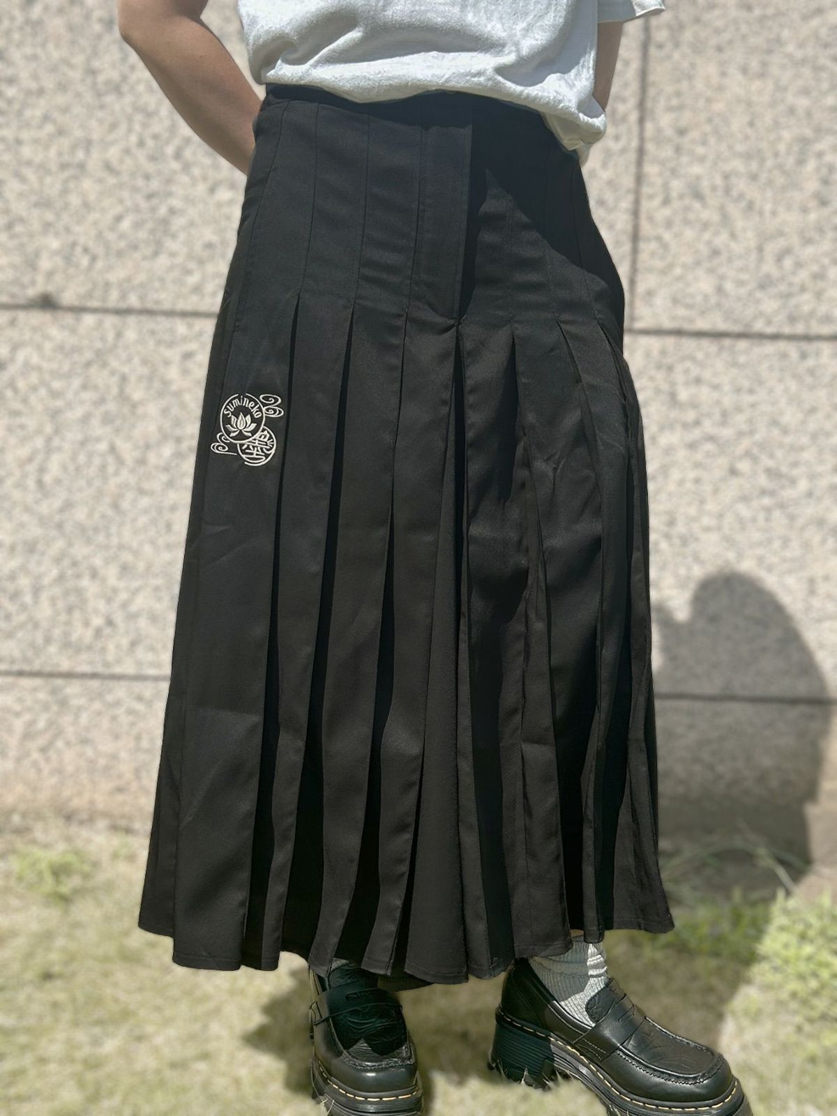 【SUMINEKO】“蓮とスミネコ”総刺繍スカートパンツ〔lady's〕