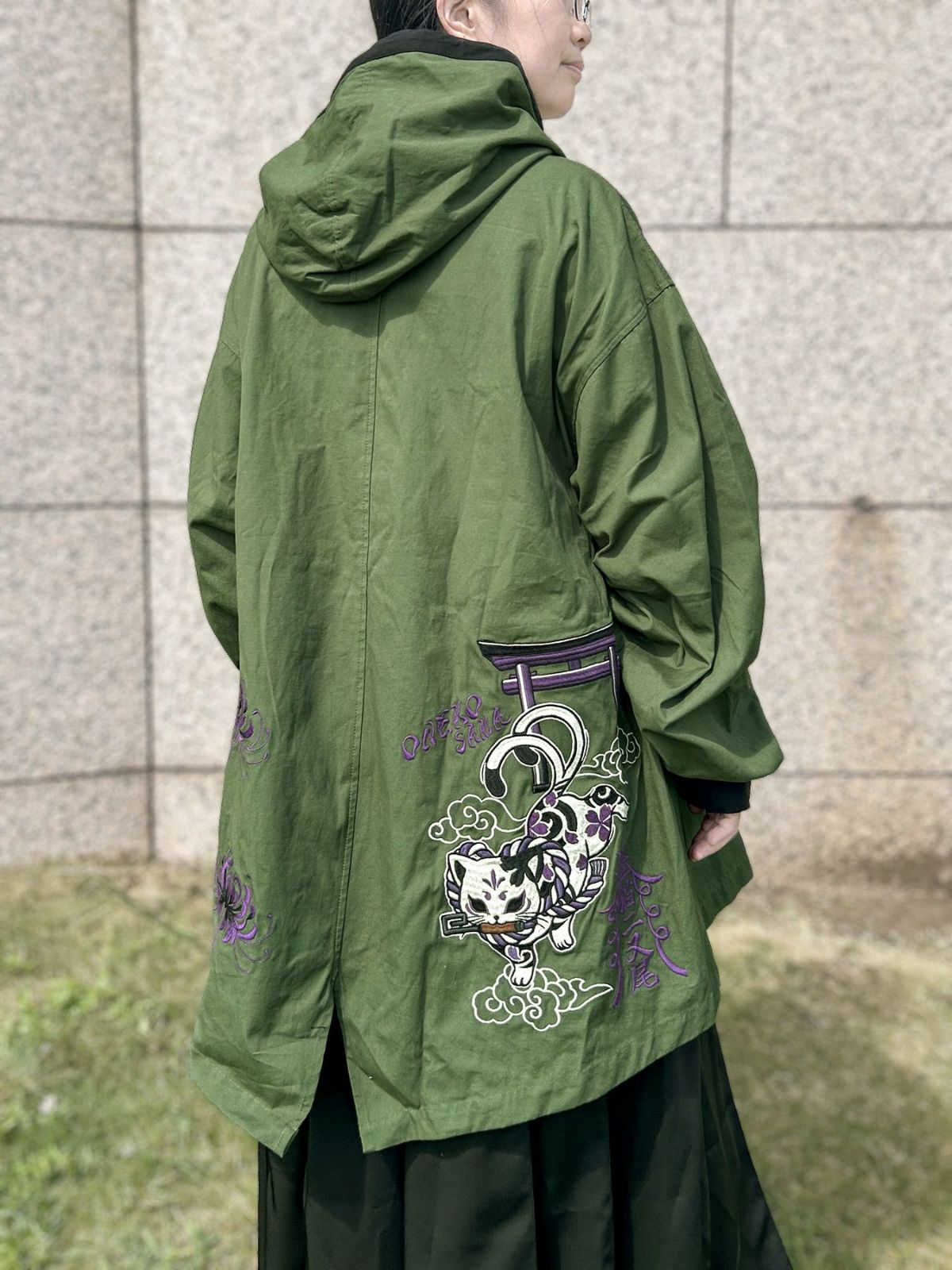 【SUMINEKO】“お猫様”総刺繍モッズコート