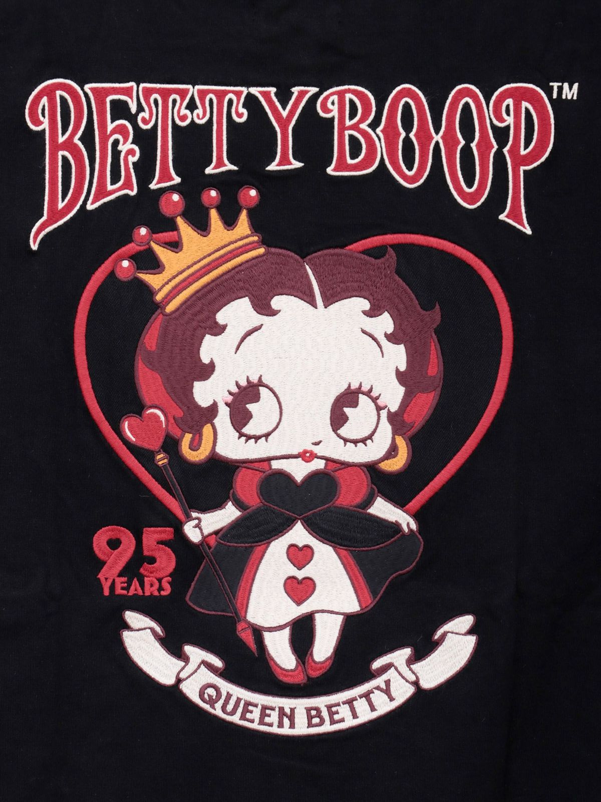 【BETTY BOOP】“ハートのクイーンベティ”刺繍入りロンT〔別注〕