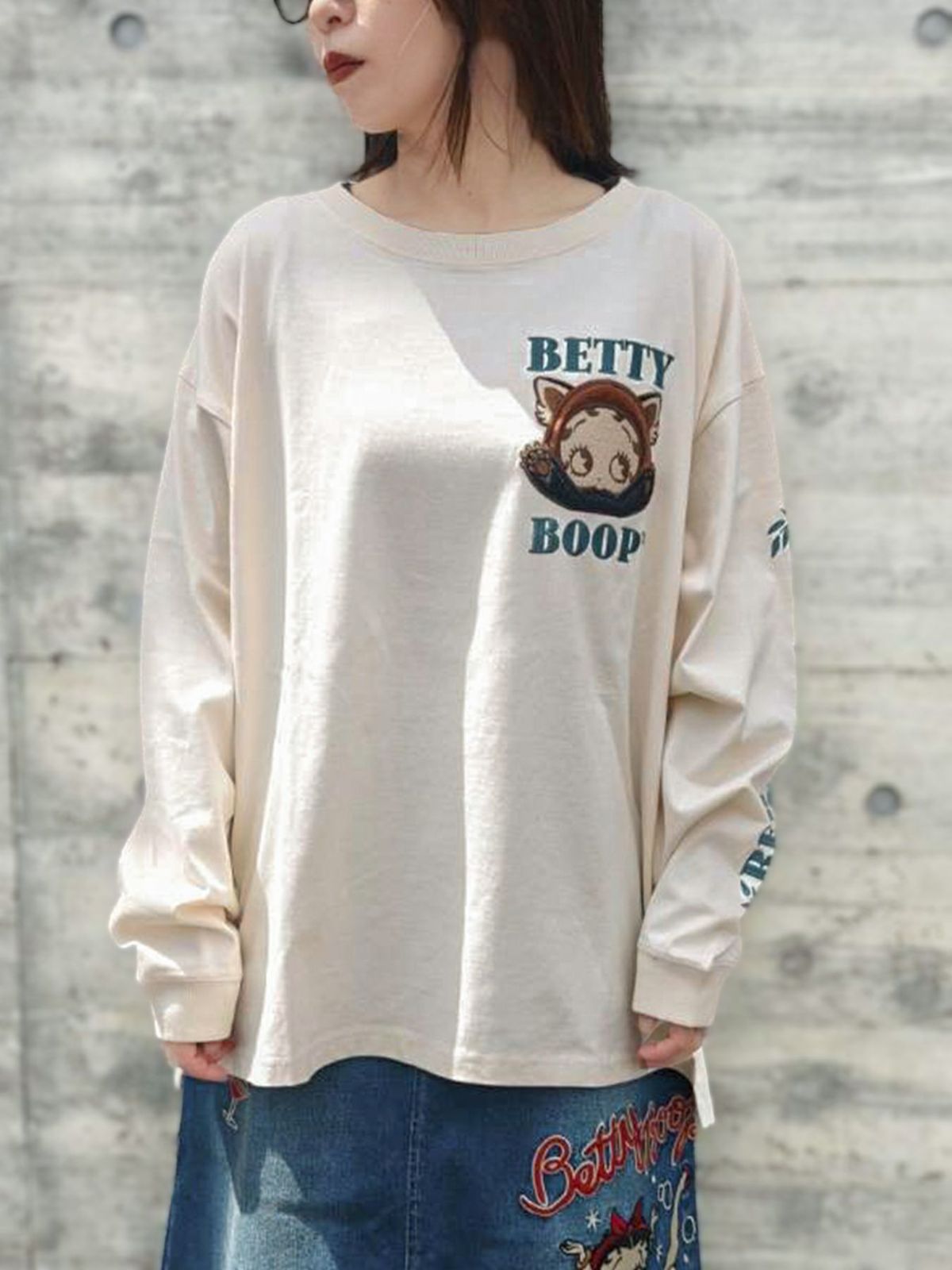 【BETTY BOOP】“レッサーパンダベティ”総刺繍ロンT〔別注〕