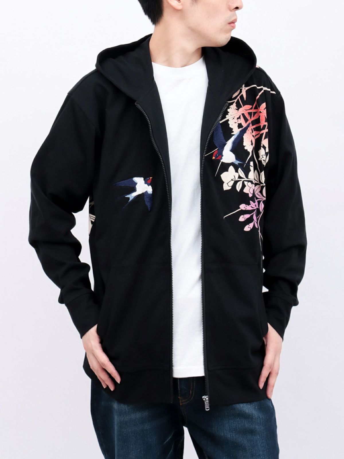 【雅結×錦】“ツバメと秋の草花”刺繍入りZIPパーカー〔別注〕